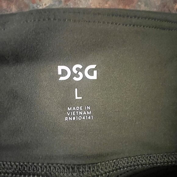 DSG Womens Large Momentum‎ Skort, Olive - Picture 5 of 9